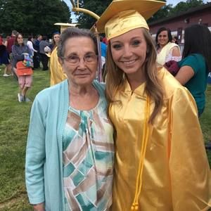 Meet your Posher, Claire